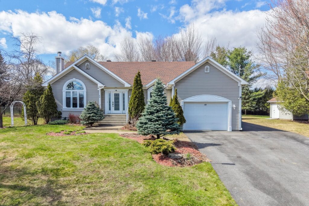 ADDC89EDE673F3DD1D8C528D1E